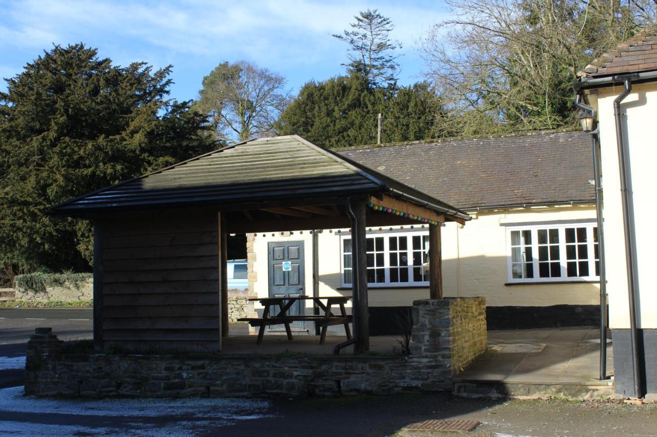 ホテル The Bateman Arms At Shobdon エクステリア 写真